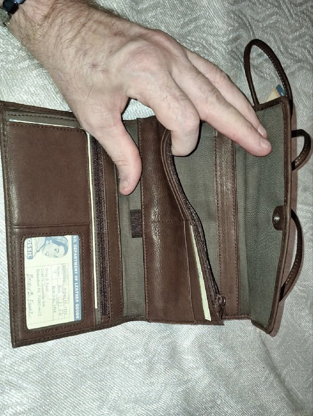 Fossil Brown Pebbled Leather Crossbody Wallet